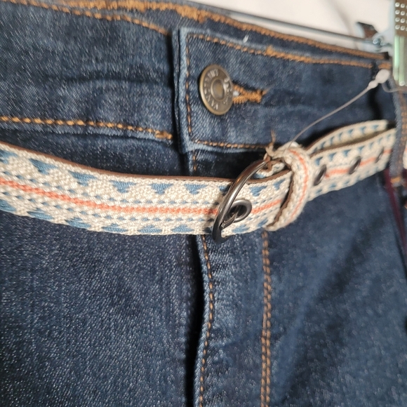 NWT Gloria Vanderbilt Cleo Belted Skimmer Capri Women's Size 16W - Picture 2 of 13